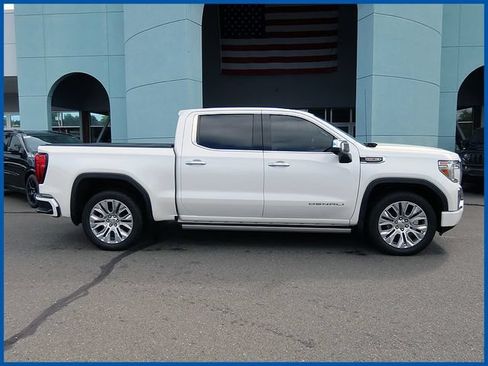 Used 2020 GMC Sierra 1500 Denali w/ Denali Ultimate Package AWD/4WD image 2