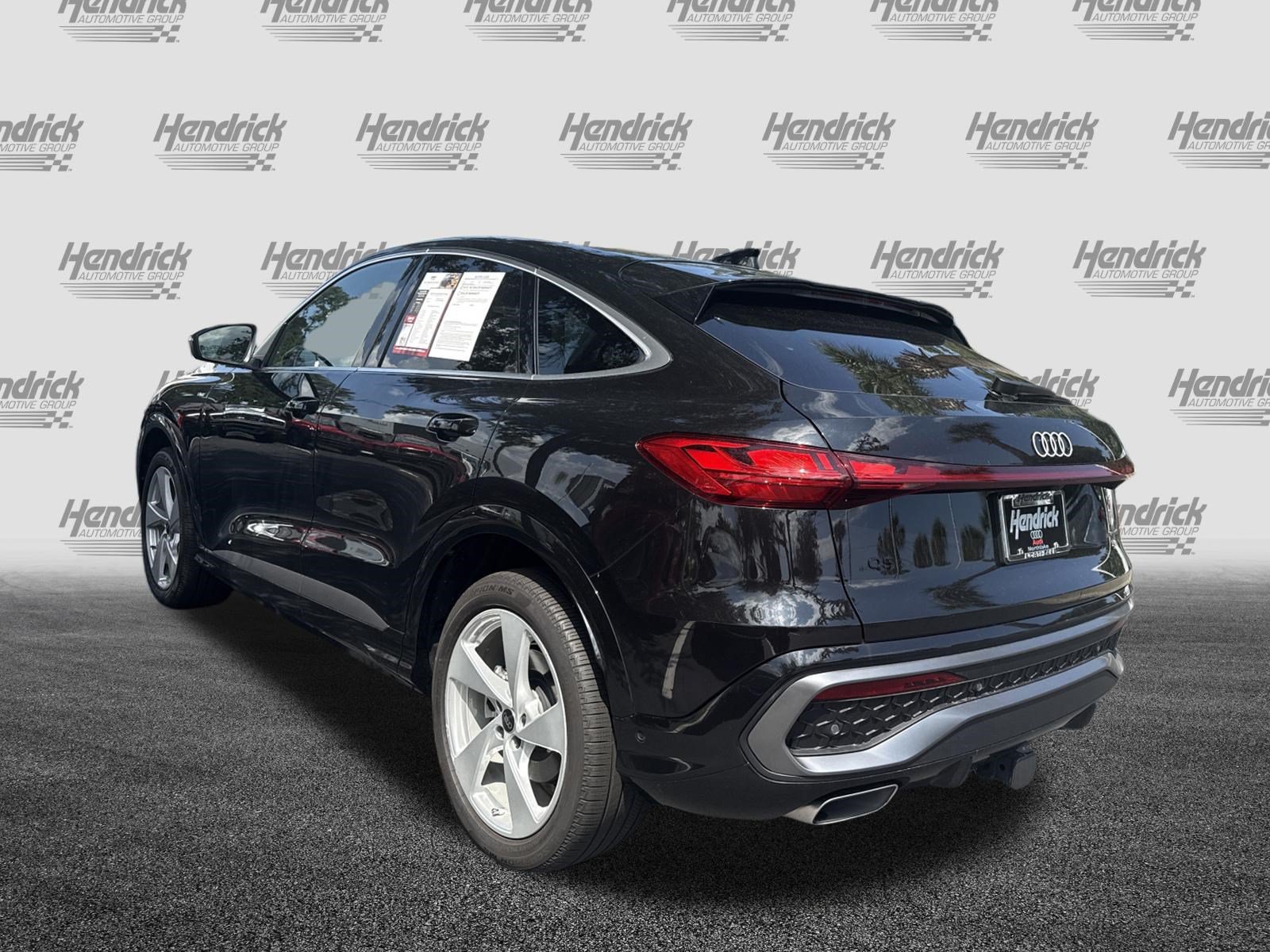 Used 2025 Audi Q5 Prestige w/ 20" Wheel Package AWD/4WD image 9