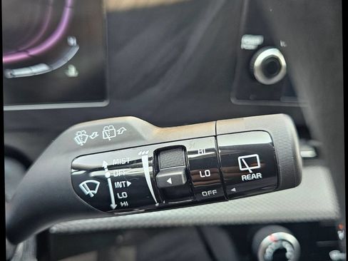 Used 2024 Kia Sportage LX FWD image 16