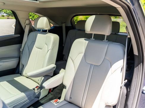 Used 2025 Kia Sorento EX w/ Panoramic Sunroof Package FWD image 20