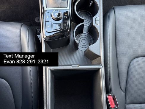 Used 2024 Kia Sportage EX image 23