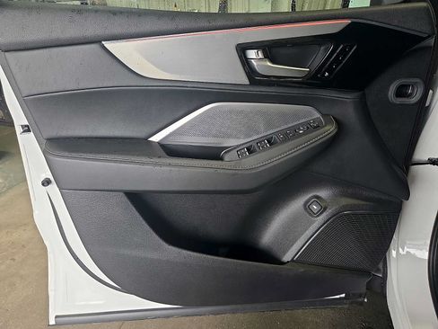 Certified 2026 Acura MDX FWD w/ Technology Package image 12