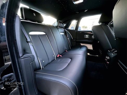 Certified 2022 Rolls-Royce Ghost w/ Ghost Package image 24