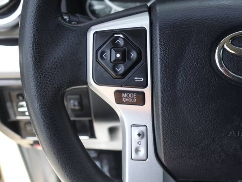Used 2017 Toyota Tundra SR5 RWD image 22