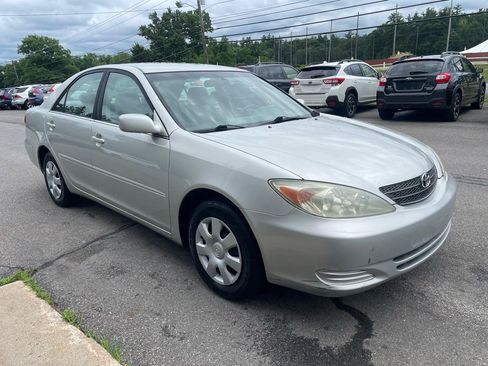 Used 2003 Toyota Camry LE FWD image 3