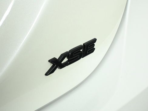 Used 2019 Toyota Camry XSE image 26