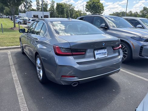 Used 2025 BMW 330i Sedan RWD image 16