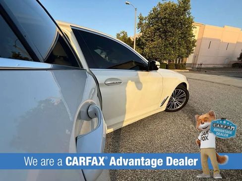 Used 2018 BMW 530i w/ Premium Package RWD image 26