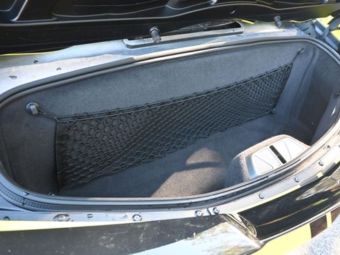 Used 2022 Chevrolet Corvette Stingray Premium Conv w/ Z51 Performance Package image 22