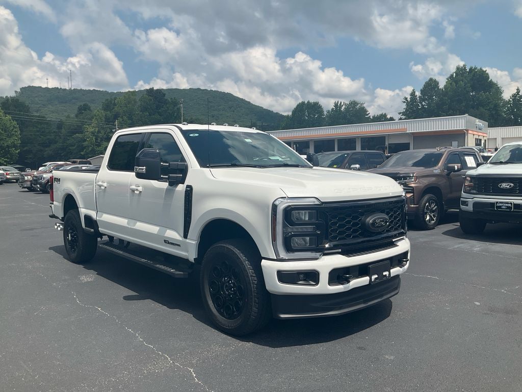 New 2026 Ford F250 Lariat w/ Black Appearance Package AWD/4WD image 3