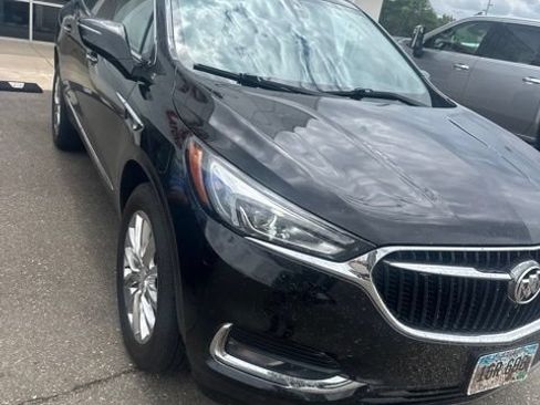 Used 2018 Buick Enclave Premium w/ Trailering Package AWD/4WD image 5