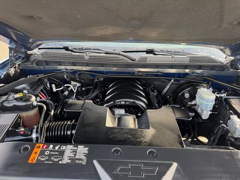 Used 2018 Chevrolet Silverado 1500 LT w/ All Star Edition image 31