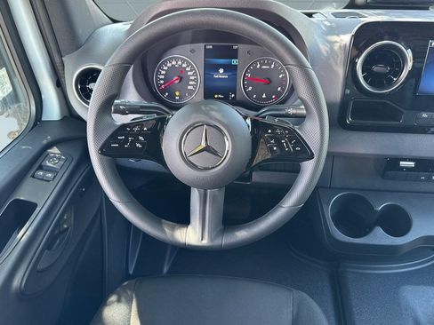 New 2026 Mercedes-Benz Sprinter 2500 image 24