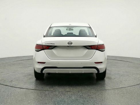 Used 2025 Nissan Sentra S FWD image 7