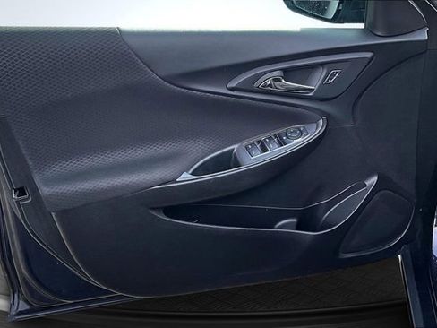Used 2023 Chevrolet Malibu LT image 19