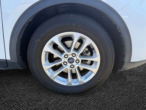 Used 2022 Ford Escape SE FWD image 11