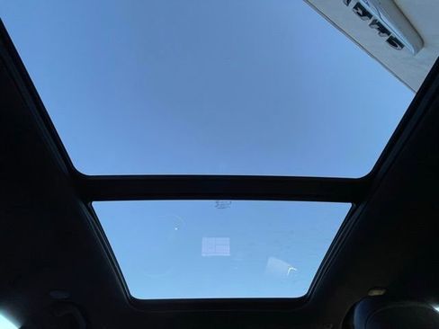 Used 2025 Jeep Grand Cherokee L Limited AWD/4WD image 26