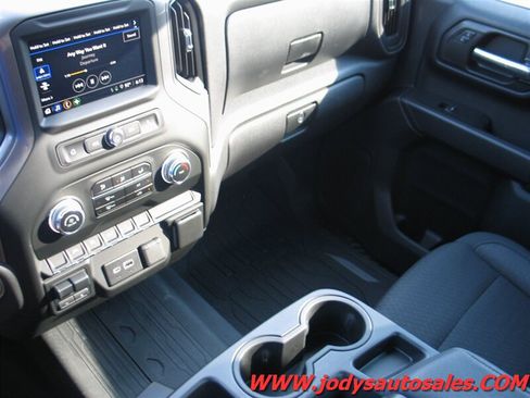 Used 2024 GMC Sierra 1500 Pro w/ Pro Value Package AWD/4WD image 22