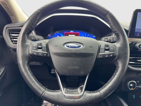 Used 2020 Ford Escape Titanium AWD/4WD image 19