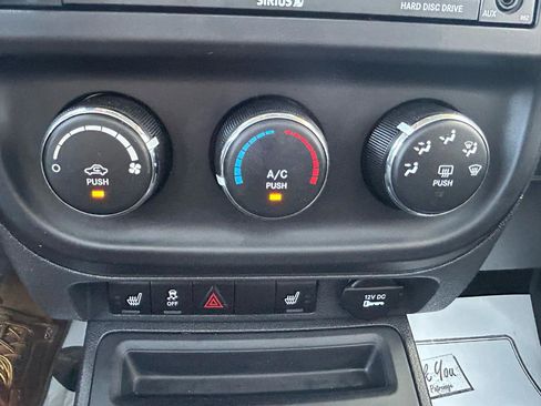 Used 2016 Jeep Patriot High Altitude AWD/4WD image 25