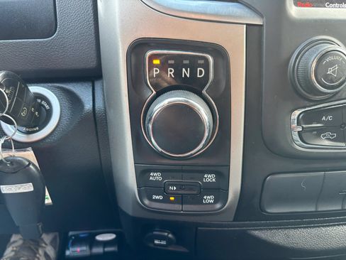 Used 2019 RAM 1500 Big Horn AWD/4WD image 39
