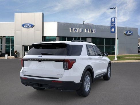New 2025 Ford Explorer Active image 8