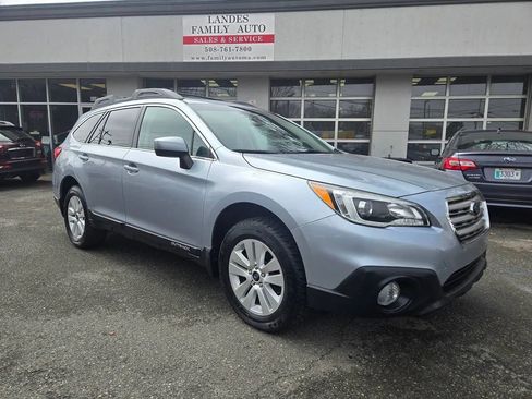 Used 2015 Subaru Outback 2.5i Premium image 42