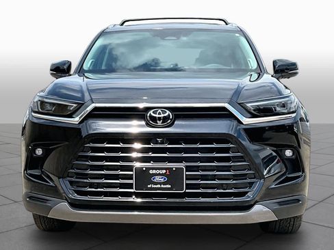 Used 2026 Toyota Grand Highlander FWD image 8