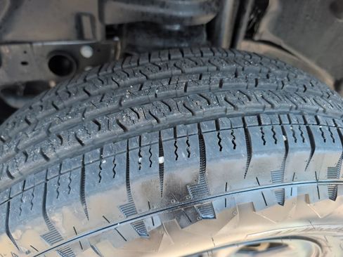 Used 2025 Jeep Wrangler Sport AWD/4WD image 30