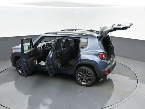 Used 2021 Jeep Renegade Latitude image 27