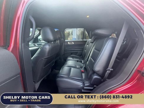 Used 2015 Ford Explorer XLT w/ Equipment Group 202A image 11