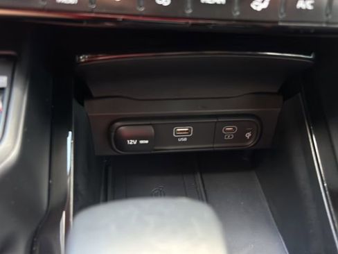 Certified 2023 Kia Telluride S FWD image 31