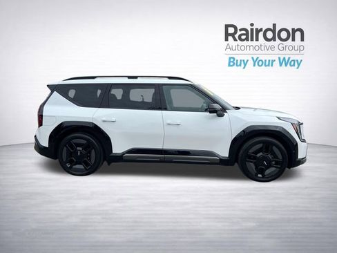 Used 2024 Kia EV9 GT-Line image 10