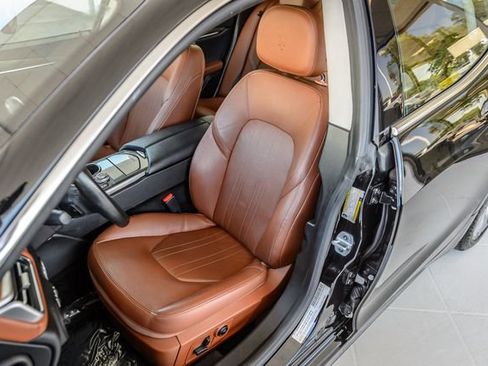 Used 2018 Maserati Ghibli RWD image 40