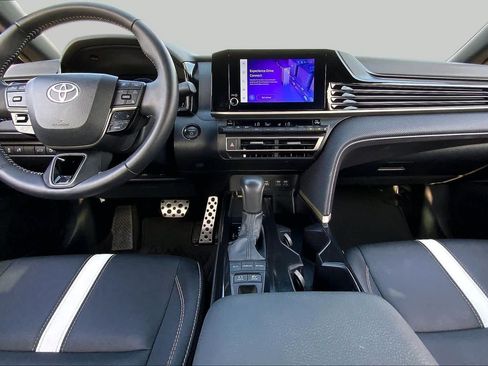 Certified 2025 Toyota Camry SE w/ Convenience Package FWD image 15