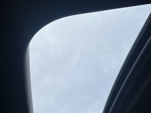 Used 2025 Chevrolet Silverado 2500 LTZ w/ LTZ Plus Package image 10