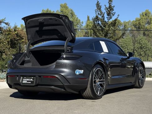 Certified 2021 Porsche Taycan 4S image 31