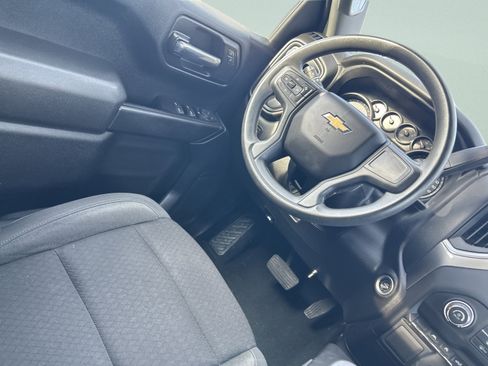 Used 2022 Chevrolet Silverado 1500 Custom image 20