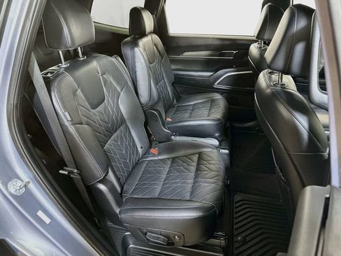 Used 2024 Kia Telluride EX X-Line AWD/4WD image 13