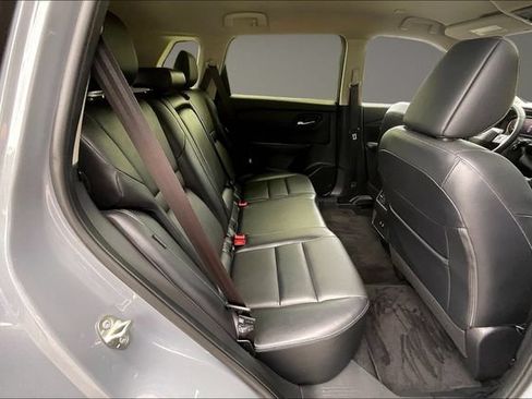 Used 2025 Nissan Rogue SL FWD image 25