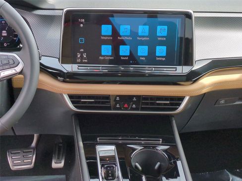 New 2026 Volkswagen Atlas Cross Sport SEL R-Line image 15