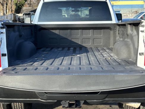 Used 2023 RAM 3500 Tradesman w/ Bed Utility Group image 9