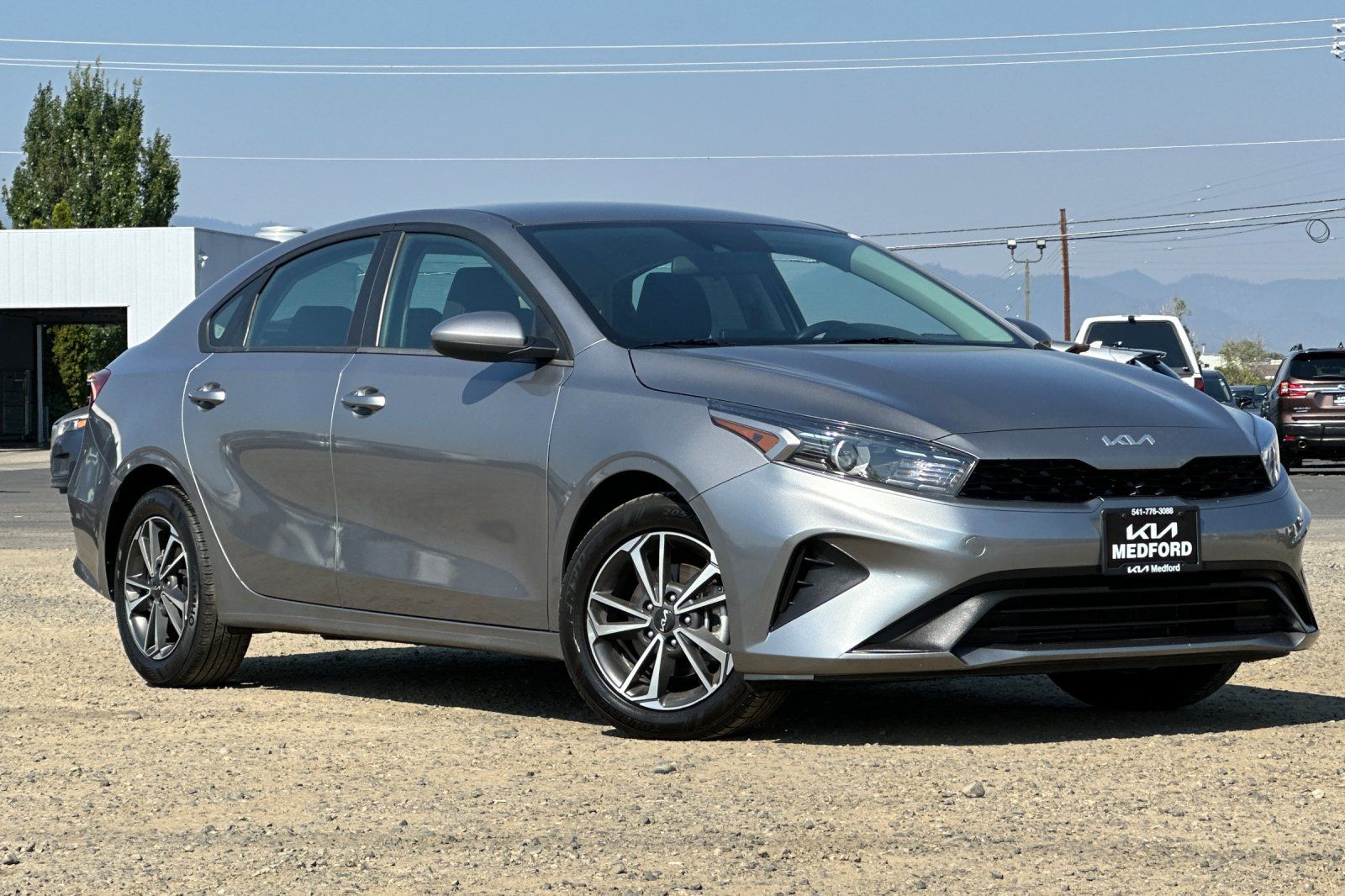 Used 2024 Kia Forte LXS FWD image 2