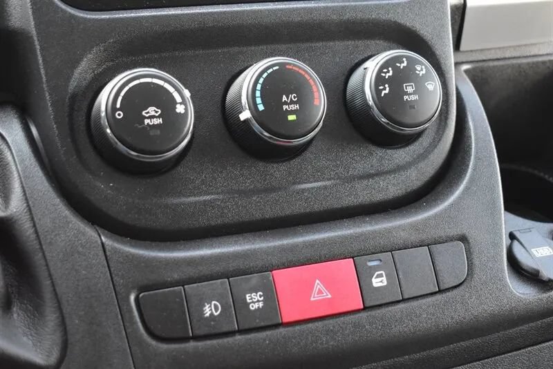 Used 2018 RAM ProMaster 1500 w/ Mopar Trailer Tow Group FWD image 24
