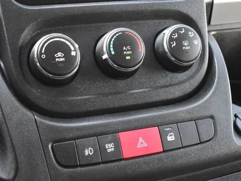 Used 2018 RAM ProMaster 1500 w/ Mopar Trailer Tow Group FWD image 24