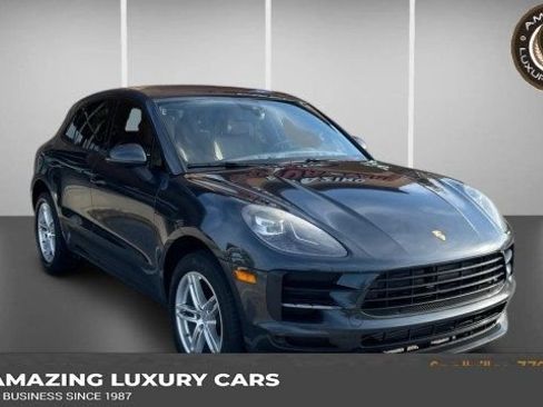 Used 2020 Porsche Macan AWD/4WD image 1