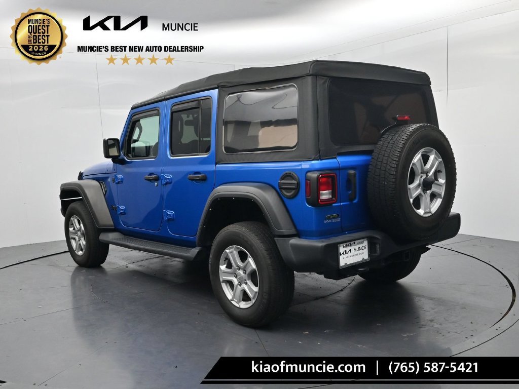 Used 2022 Jeep Wrangler Unlimited Sport AWD/4WD image 6