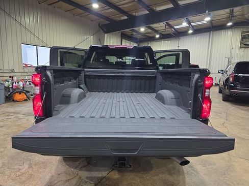 Used 2024 Chevrolet Silverado 2500 Custom w/ Custom Value Package AWD/4WD image 13