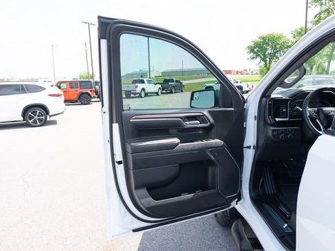 Used 2025 Chevrolet Silverado 1500 LT Trail Boss w/ Protection Package AWD/4WD image 13