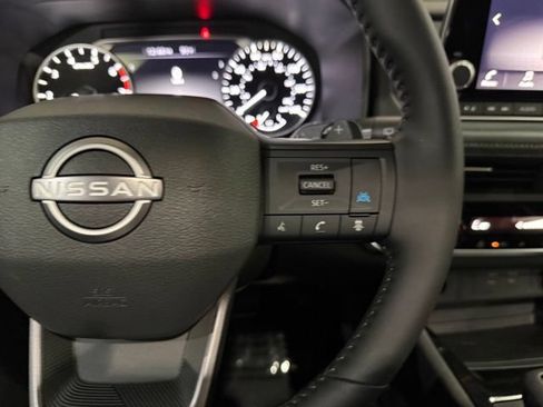 Certified 2025 Nissan Rogue SV w/ SV Premium Package FWD image 18